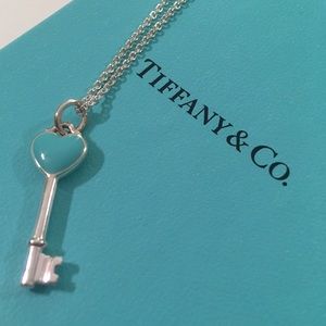 Tiffany Heart Key Pendant necklace